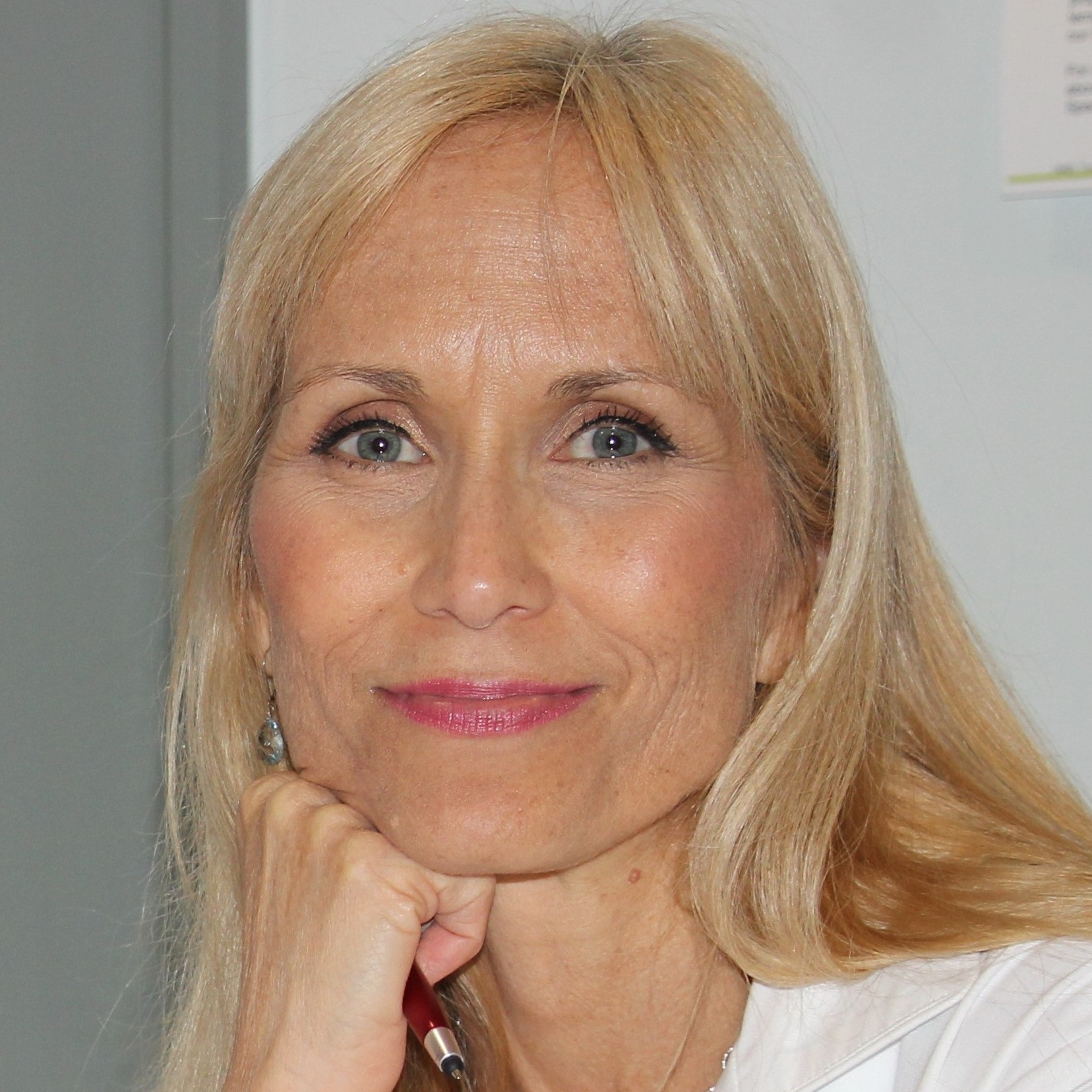 Elizabeth Board, MD