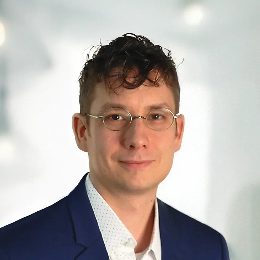 Dr. Michael Chapman